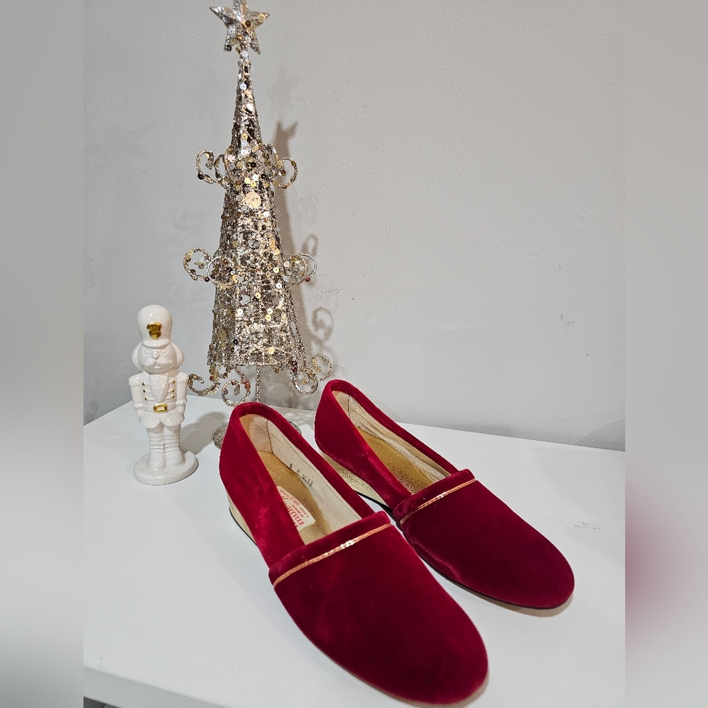 Vintage ⭐️ Merry Mules by Beacon Red Velvet House Slippers w Gold Wedge Size 9